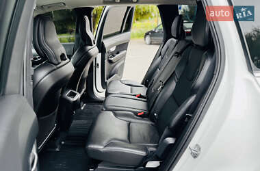 Внедорожник / Кроссовер Volvo XC90 2017 в 