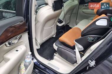 Внедорожник / Кроссовер Volvo XC90 2019 в 