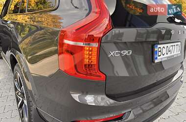 Внедорожник / Кроссовер Volvo XC90 2022 в 