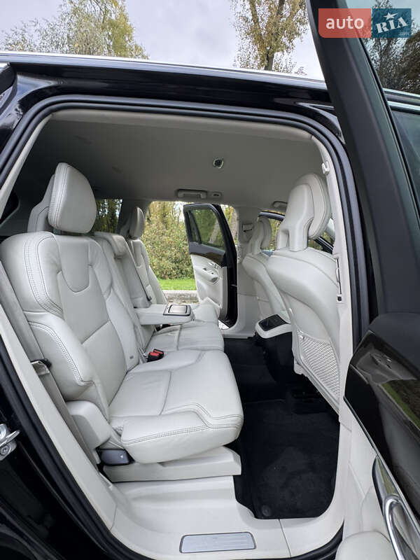 Внедорожник / Кроссовер Volvo XC90 2016 в Киеве фото 7 Внедорожник / Кроссовер Volvo XC90 2016 в Киеве