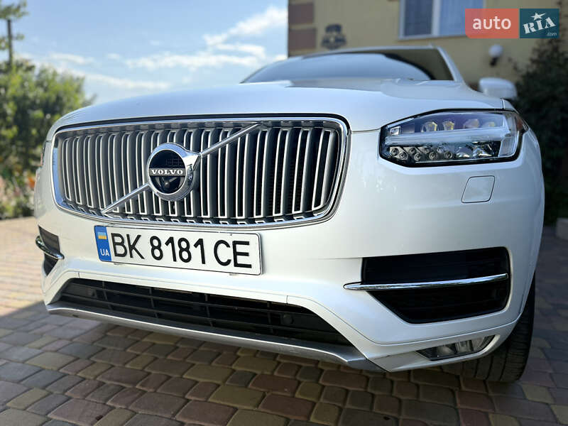 Внедорожник / Кроссовер Volvo XC90 2016 в Ровно фото 8 Внедорожник / Кроссовер Volvo XC90 2016 в Ровно