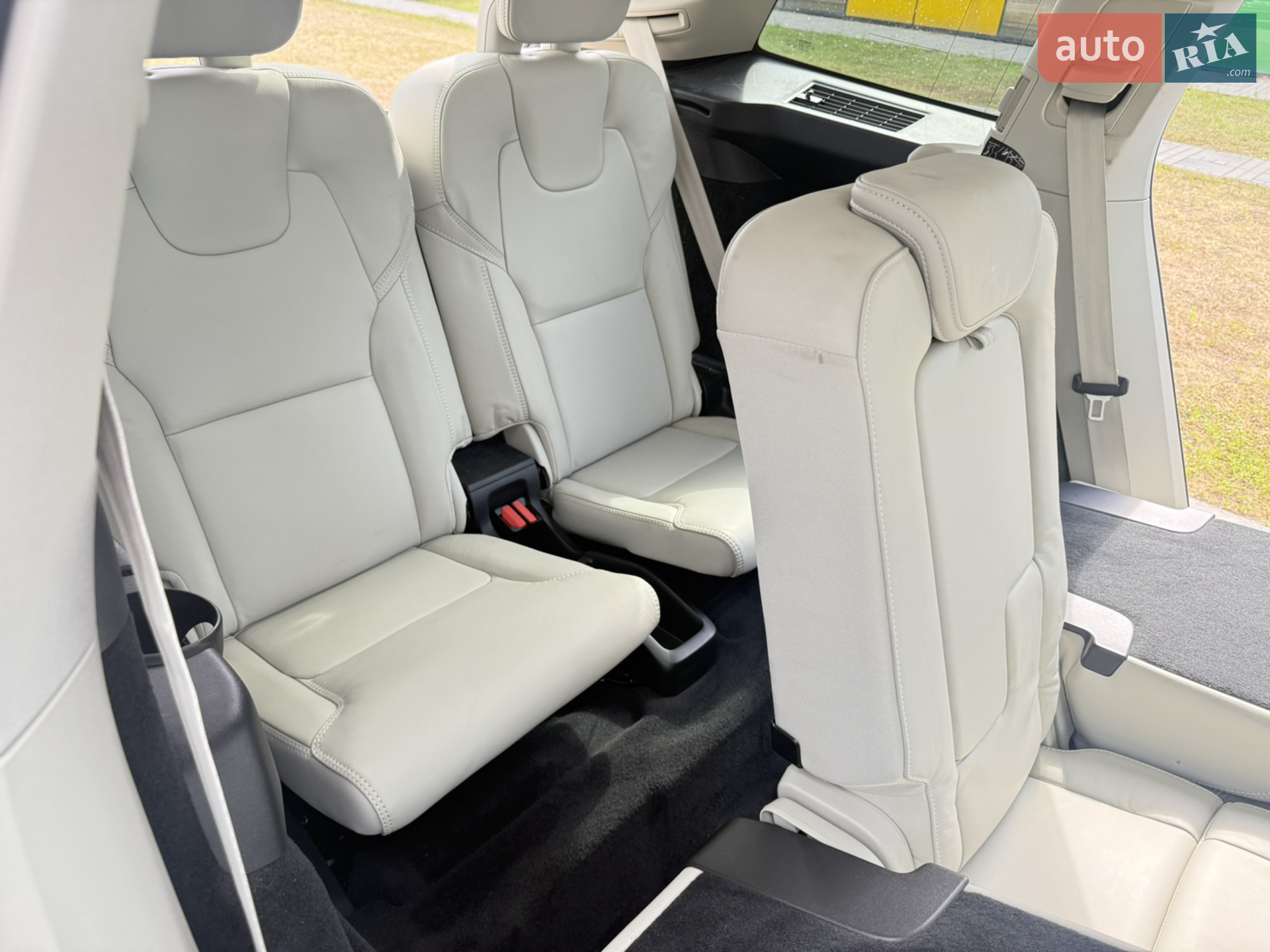 2021 Volvo XC90 - мініатюра 18