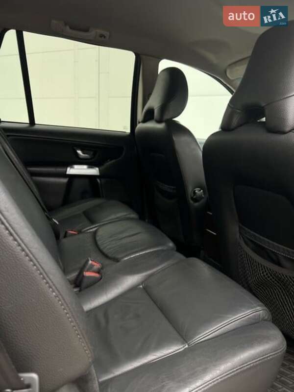 Внедорожник / Кроссовер Volvo XC90 2004 в Дружковке фото 16 Внедорожник / Кроссовер Volvo XC90 2004 в Дружковке
