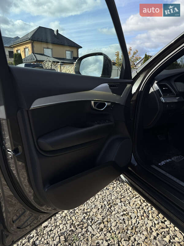 Позашляховик / Кросовер Volvo XC90 2017 в Івано-Франківську