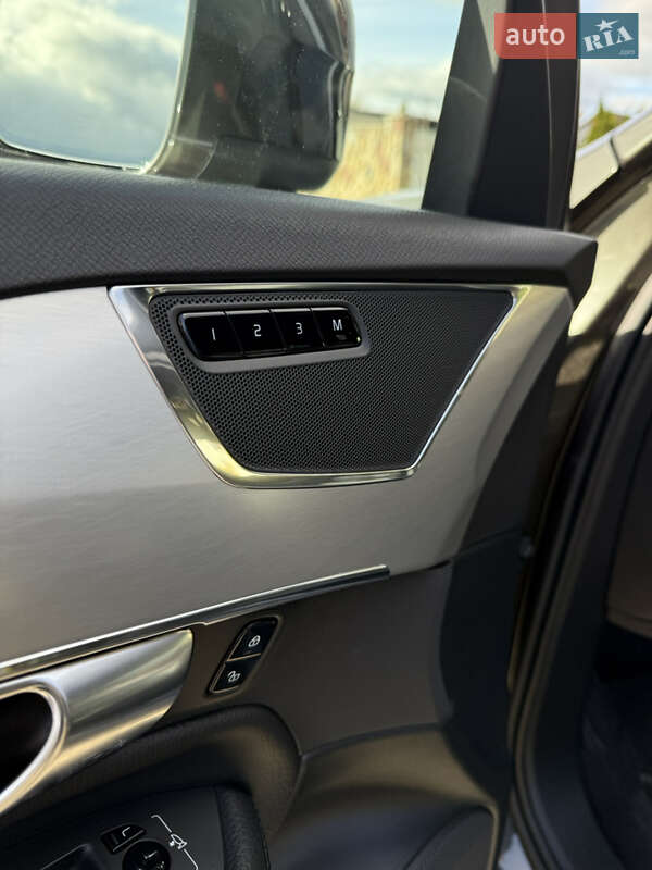 Позашляховик / Кросовер Volvo XC90 2017 в Івано-Франківську