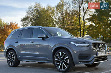 Внедорожник / Кроссовер Volvo XC90 2022 в 