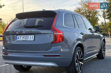 Внедорожник / Кроссовер Volvo XC90 2022 в 