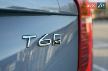 Внедорожник / Кроссовер Volvo XC90 2022 в 