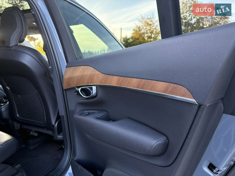 Внедорожник / Кроссовер Volvo XC90 2022 в Коломые