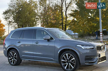 Внедорожник / Кроссовер Volvo XC90 2022 в 