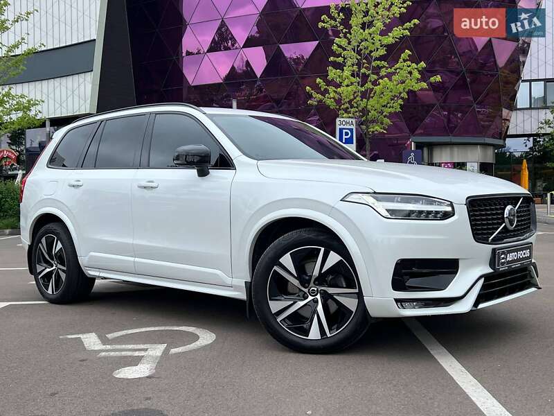 Внедорожник / Кроссовер Volvo XC90 2021 в 