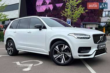Внедорожник / Кроссовер Volvo XC90 2021 в 