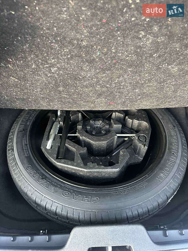 Позашляховик / Кросовер Volvo XC90 2018 в Києві фото 13 Позашляховик / Кросовер Volvo XC90 2018 в Києві