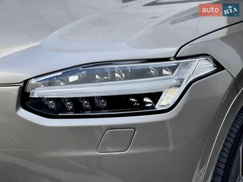 Внедорожник / Кроссовер Volvo XC90 2020 в Киеве