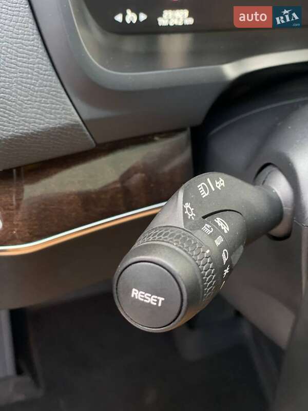Внедорожник / Кроссовер Volvo XC90 2015 в Киеве