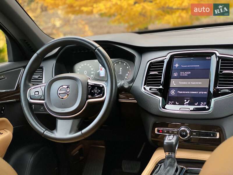 Внедорожник / Кроссовер Volvo XC90 2015 в Киеве