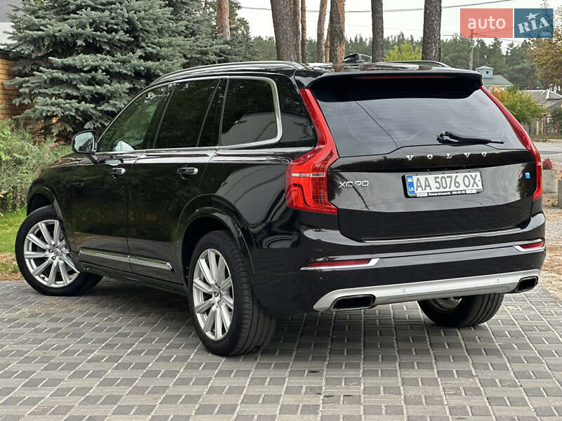 Внедорожник / Кроссовер Volvo XC90 2015 в Киеве