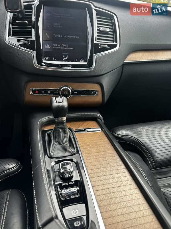 Внедорожник / Кроссовер Volvo XC90 2015 в Киеве