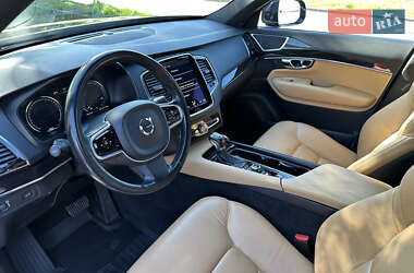 Позашляховик / Кросовер Volvo XC90 2017 в  фото 5 Позашляховик / Кросовер Volvo XC90 2017 в