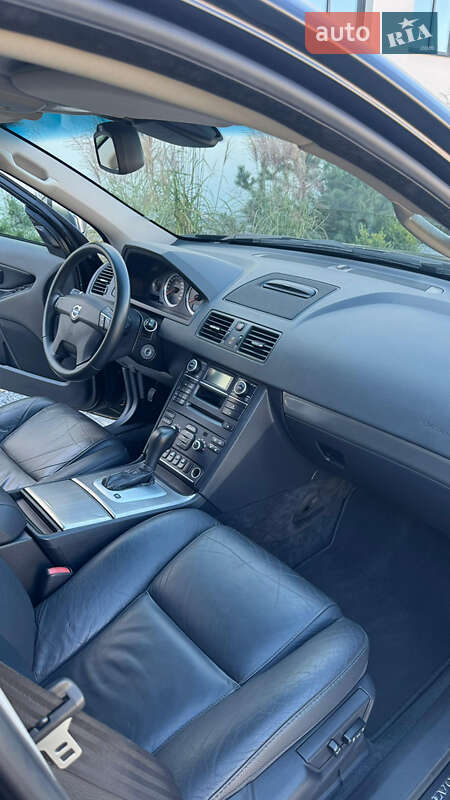 Позашляховик / Кросовер Volvo XC90 2011 в Луцьку
