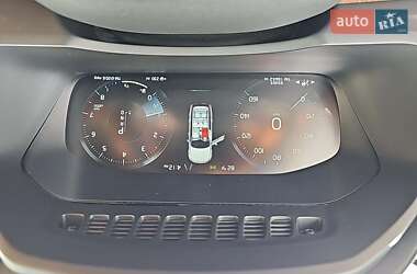 Внедорожник / Кроссовер Volvo XC90 2016 в 