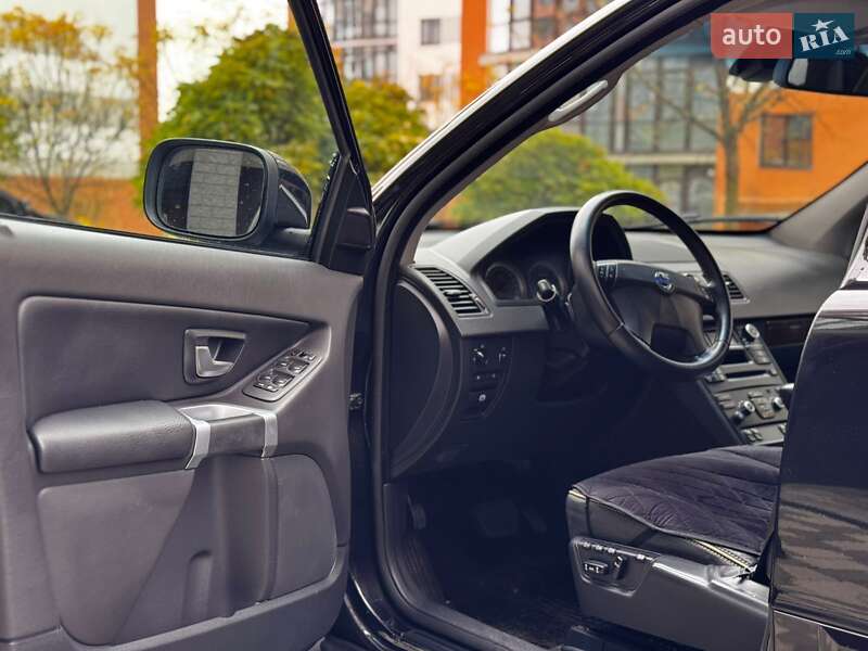 Внедорожник / Кроссовер Volvo XC90 2011 в Ивано-Франковске фото 38 Внедорожник / Кроссовер Volvo XC90 2011 в Ивано-Франковске