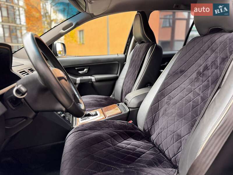 Внедорожник / Кроссовер Volvo XC90 2011 в Ивано-Франковске фото 48 Внедорожник / Кроссовер Volvo XC90 2011 в Ивано-Франковске