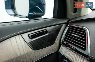 Позашляховик / Кросовер Volvo XC90 2021 в  фото 16 Позашляховик / Кросовер Volvo XC90 2021 в