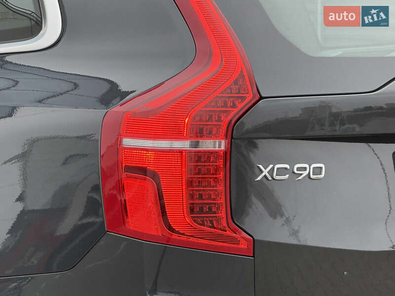 Внедорожник / Кроссовер Volvo XC90 2020 в Киеве