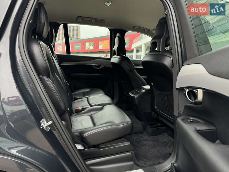 Внедорожник / Кроссовер Volvo XC90 2020 в Киеве