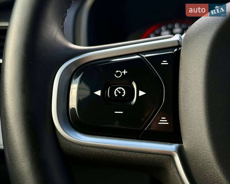 Внедорожник / Кроссовер Volvo XC90 2021 в Киеве фото 27 Внедорожник / Кроссовер Volvo XC90 2021 в Киеве