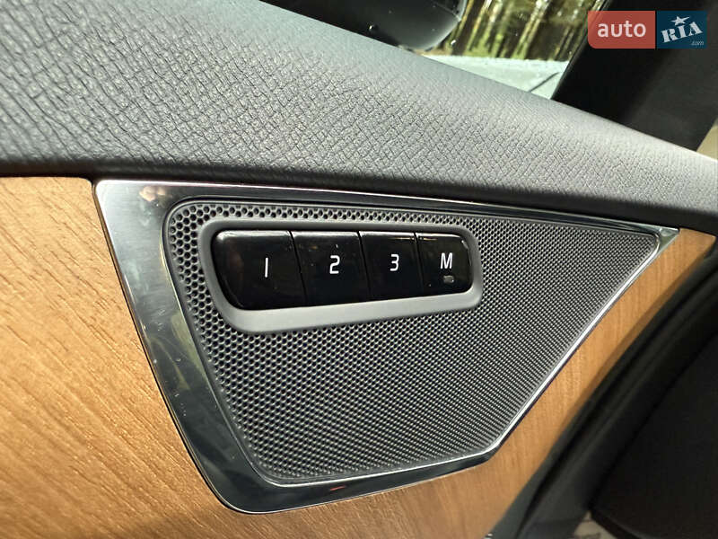 Внедорожник / Кроссовер Volvo XC90 2022 в Киеве фото 35 Внедорожник / Кроссовер Volvo XC90 2022 в Киеве