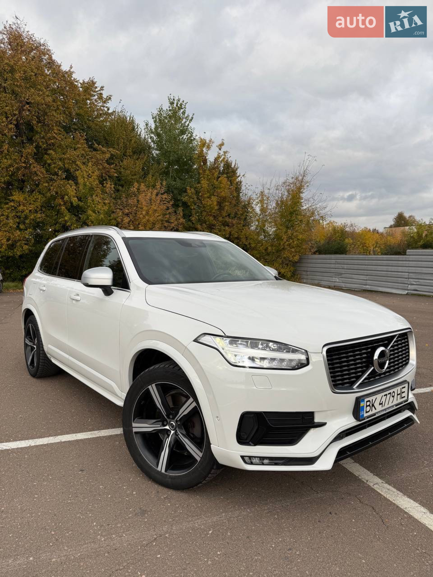 2017 Volvo XC90 - фото 1