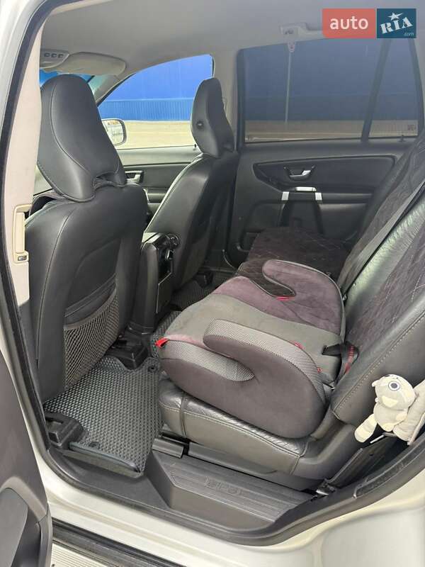 Внедорожник / Кроссовер Volvo XC90 2008 в Нововолынске фото 16 Внедорожник / Кроссовер Volvo XC90 2008 в Нововолынске