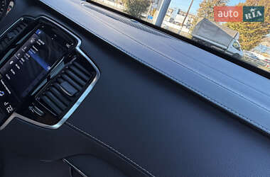 Внедорожник / Кроссовер Volvo XC90 2020 в 