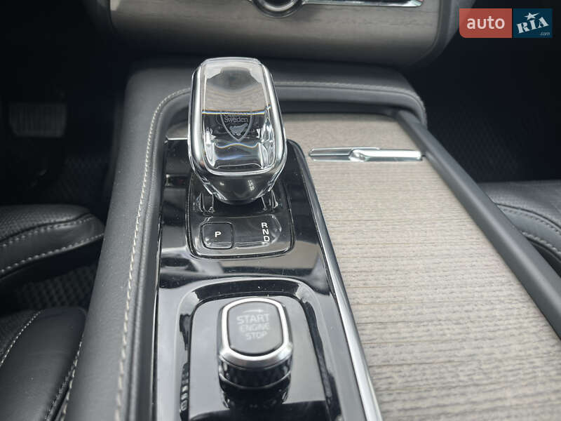 Внедорожник / Кроссовер Volvo XC90 2021 в Киеве фото 25 Внедорожник / Кроссовер Volvo XC90 2021 в Киеве