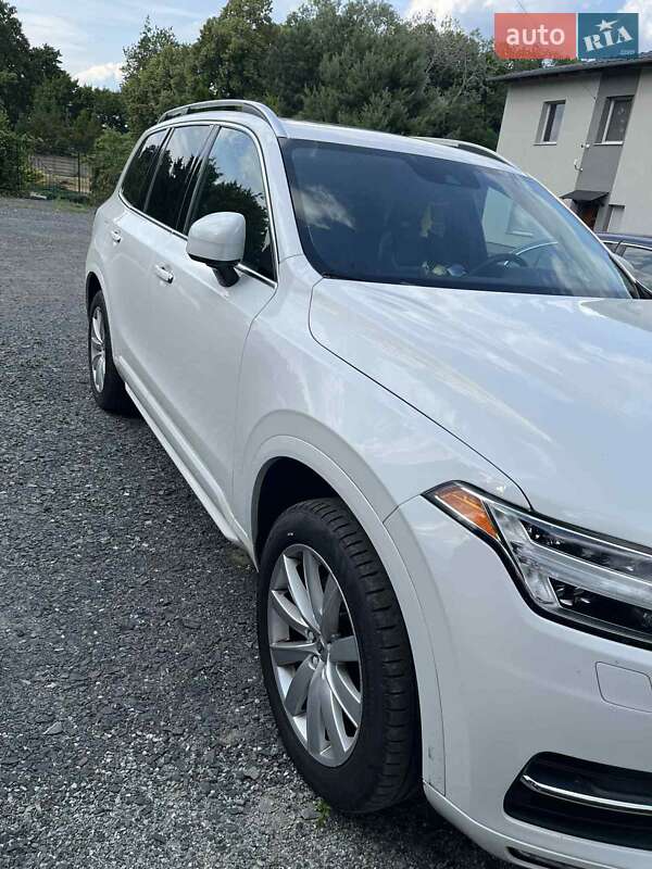 Внедорожник / Кроссовер Volvo XC90 2018 в Киеве