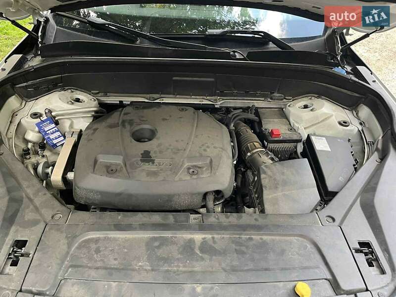 Внедорожник / Кроссовер Volvo XC90 2018 в Киеве