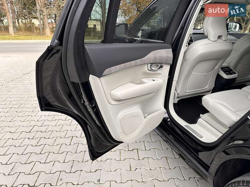 Позашляховик / Кросовер Volvo XC90 2024 в Самборі