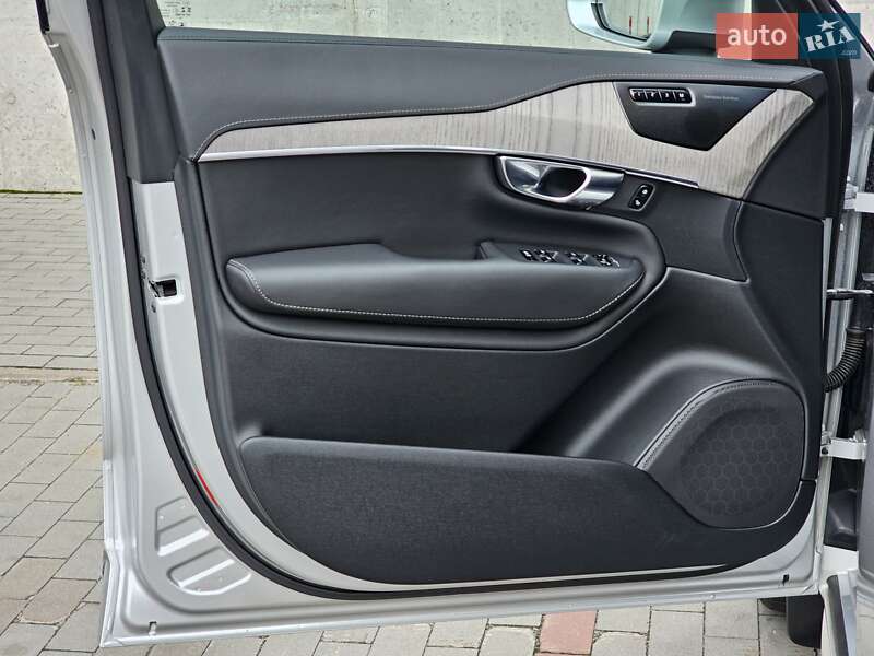 Позашляховик / Кросовер Volvo XC90 2020 в Львові фото 31 Позашляховик / Кросовер Volvo XC90 2020 в Львові