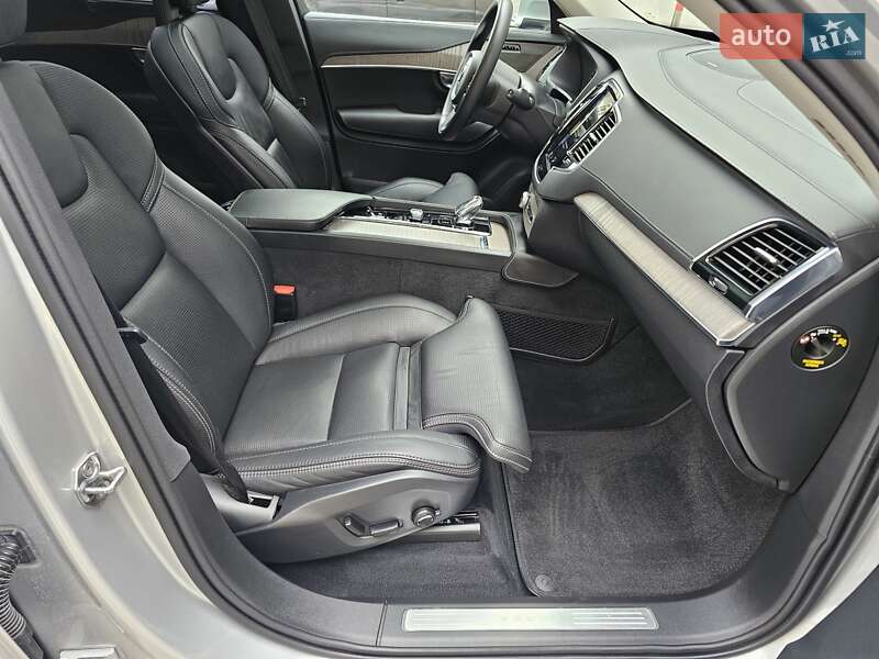 Позашляховик / Кросовер Volvo XC90 2020 в Львові фото 79 Позашляховик / Кросовер Volvo XC90 2020 в Львові