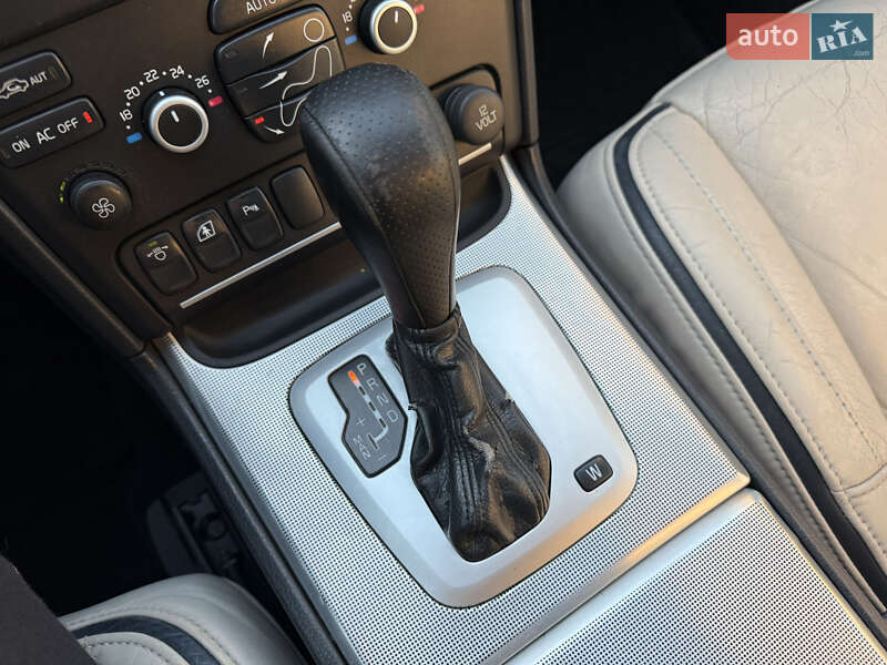 Внедорожник / Кроссовер Volvo XC90 2010 в Тернополе фото 33 Внедорожник / Кроссовер Volvo XC90 2010 в Тернополе