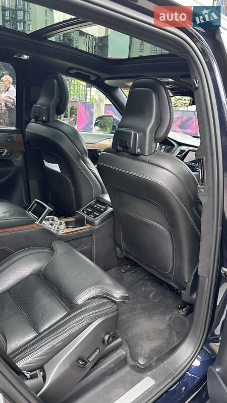 Внедорожник / Кроссовер Volvo XC90 2016 в Киеве фото 29 Внедорожник / Кроссовер Volvo XC90 2016 в Киеве