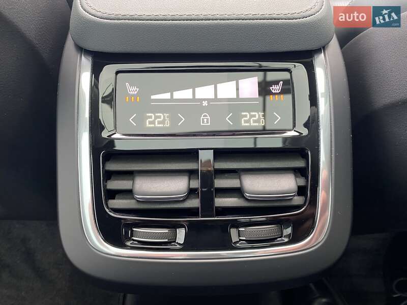 Внедорожник / Кроссовер Volvo XC90 2021 в Киеве фото 32 Внедорожник / Кроссовер Volvo XC90 2021 в Киеве