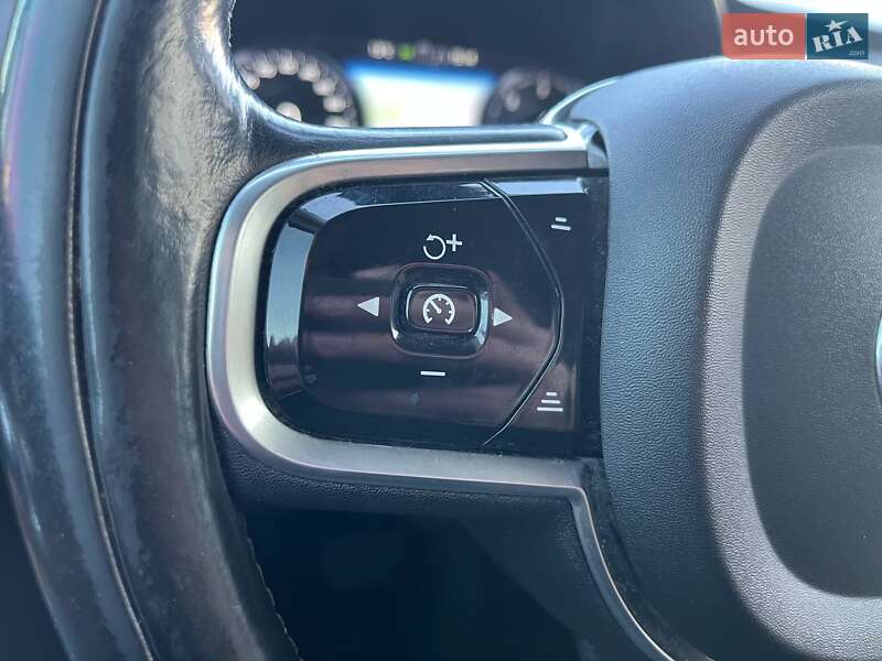 Внедорожник / Кроссовер Volvo XC90 2015 в Киеве фото 21 Внедорожник / Кроссовер Volvo XC90 2015 в Киеве