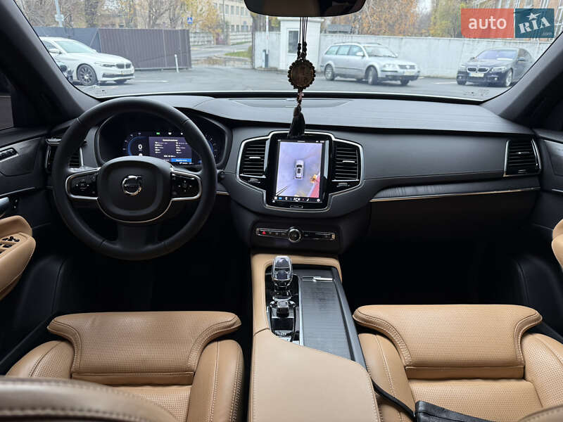 Внедорожник / Кроссовер Volvo XC90 2023 в Киеве