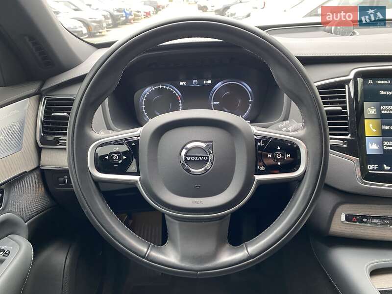 Внедорожник / Кроссовер Volvo XC90 2020 в Киеве