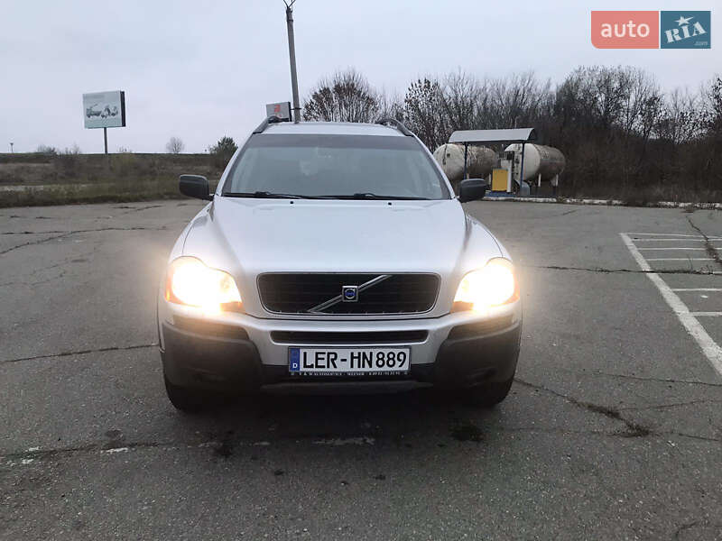 Внедорожник / Кроссовер Volvo XC90 2004 в Киеве