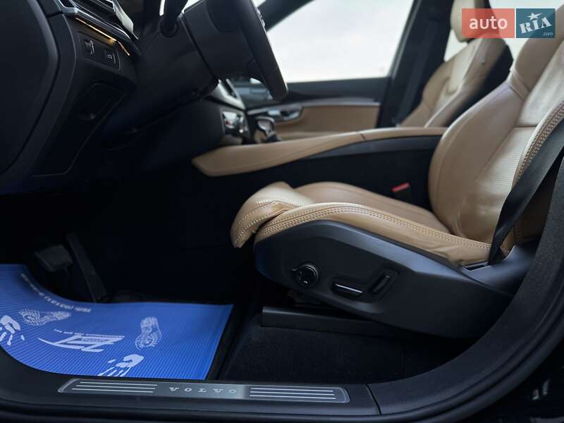 Внедорожник / Кроссовер Volvo XC90 2018 в Мукачево фото 59 Внедорожник / Кроссовер Volvo XC90 2018 в Мукачево