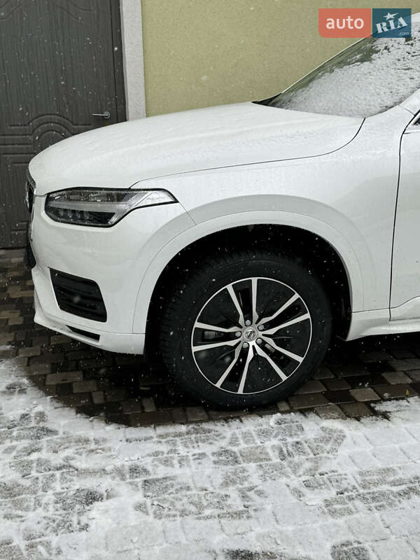 Внедорожник / Кроссовер Volvo XC90 2024 в Киеве